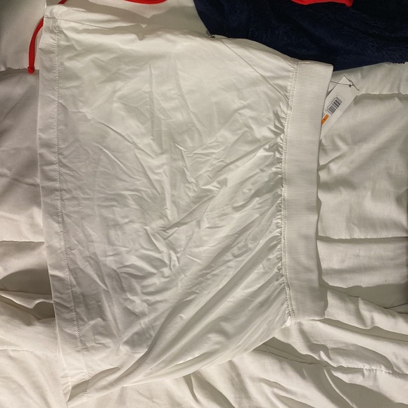 white tennis skirt - Picture 3 of 4